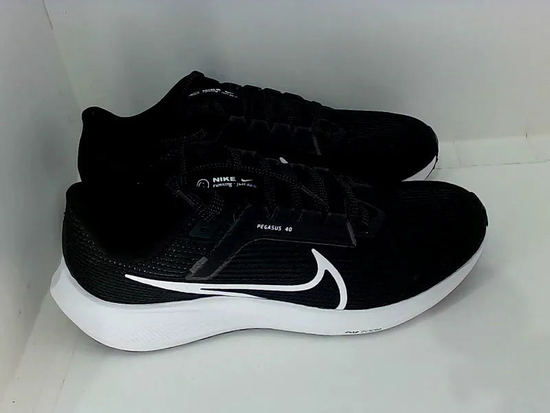 Nike Pegasus 40 Men's Running Shoes Size 11.5 Pair of Shoes