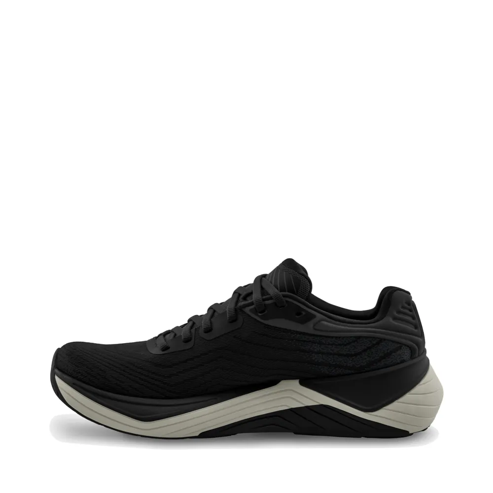 Topo Men's Ultrafly 5 Sneaker in Black/Charcoal