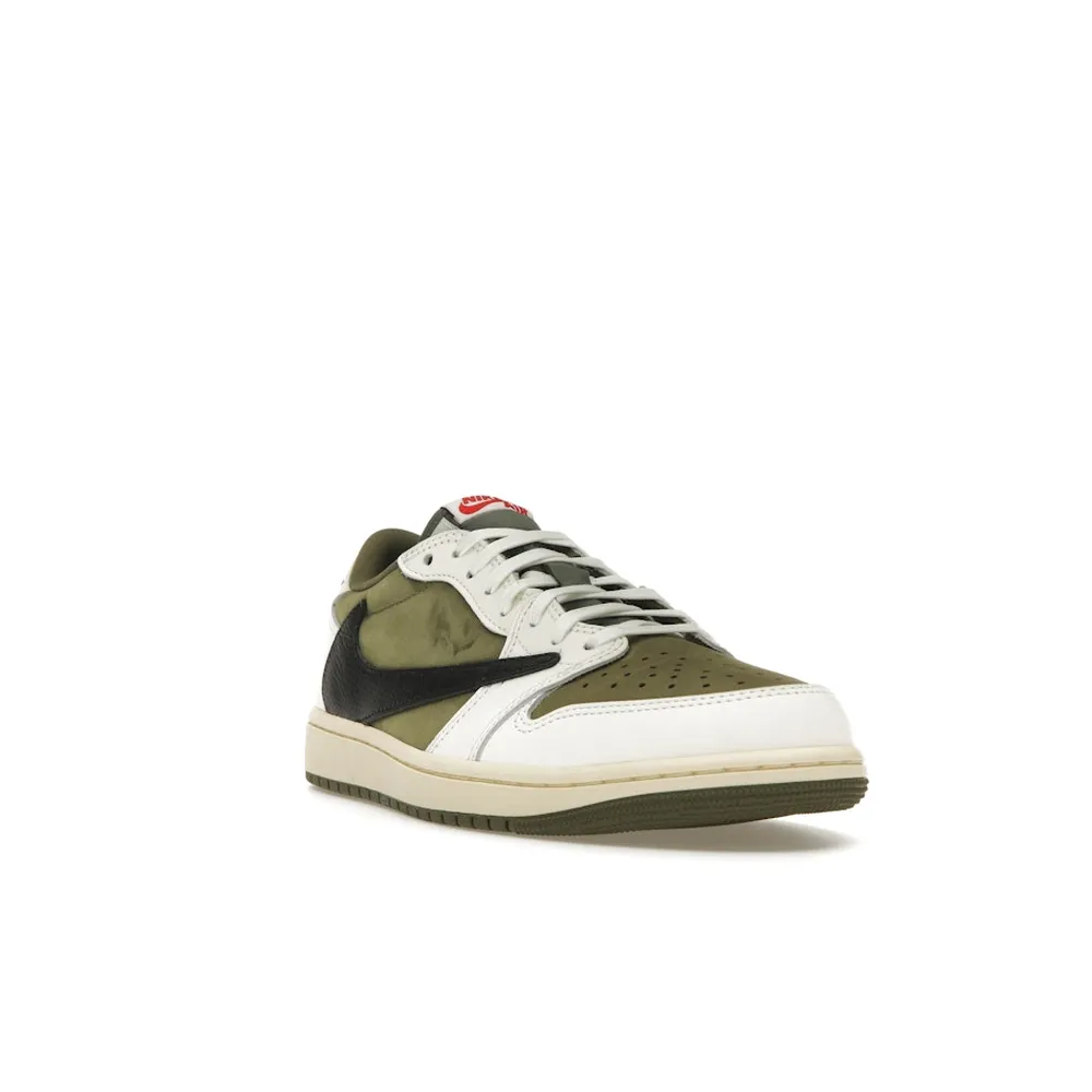 Travis Scott x Air Jordan 1 Low OG SP 'Medium Olive'